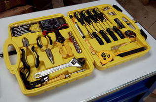 廠家直銷39件套盒裝電訊組合電工工具箱 專業工具禮品，提升電工工作效率